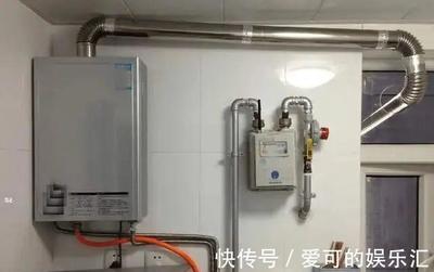 冬天燃氣熱水器一洗澡就涼颼颼，師傅揭秘 少了循環系統與彎頭里的大學問